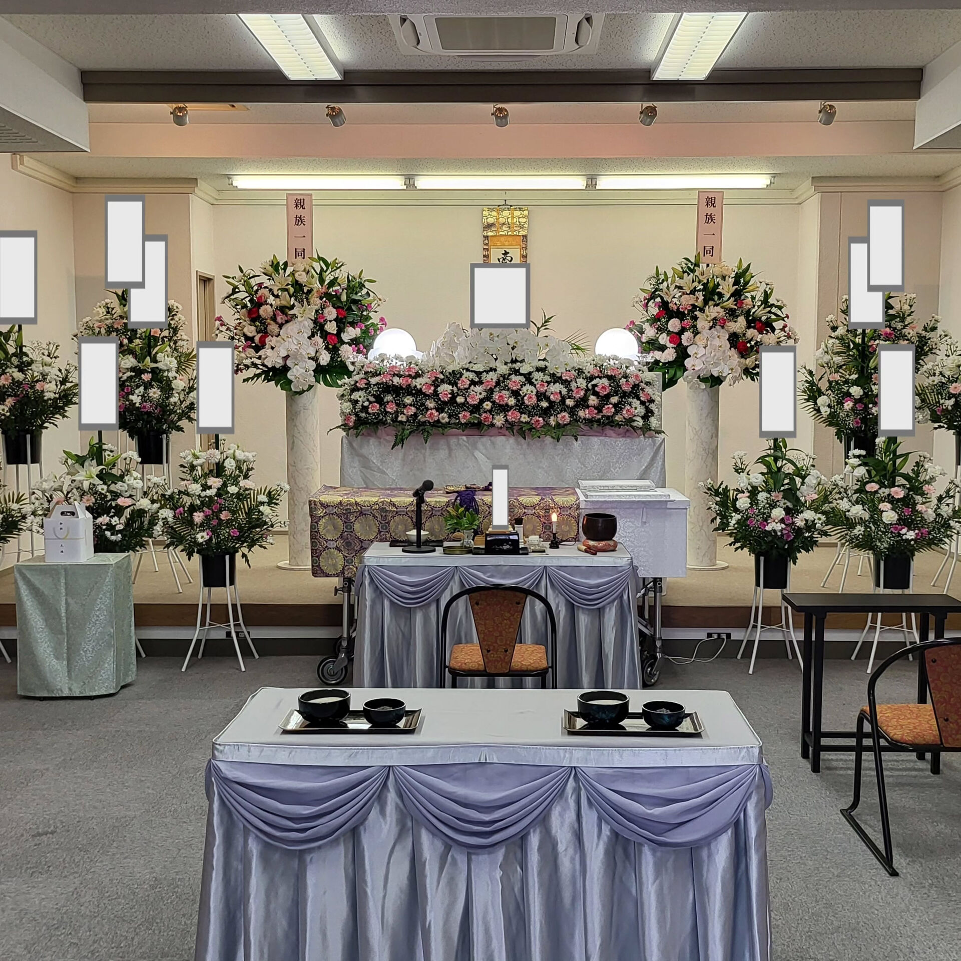 寺院のご住職のお母様のご逝去に際し、心よりお悔やみ申し上げま
